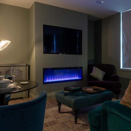 Beautiful Modern 1 Bedroom Apartment, City Centre Bath Exteriör bild