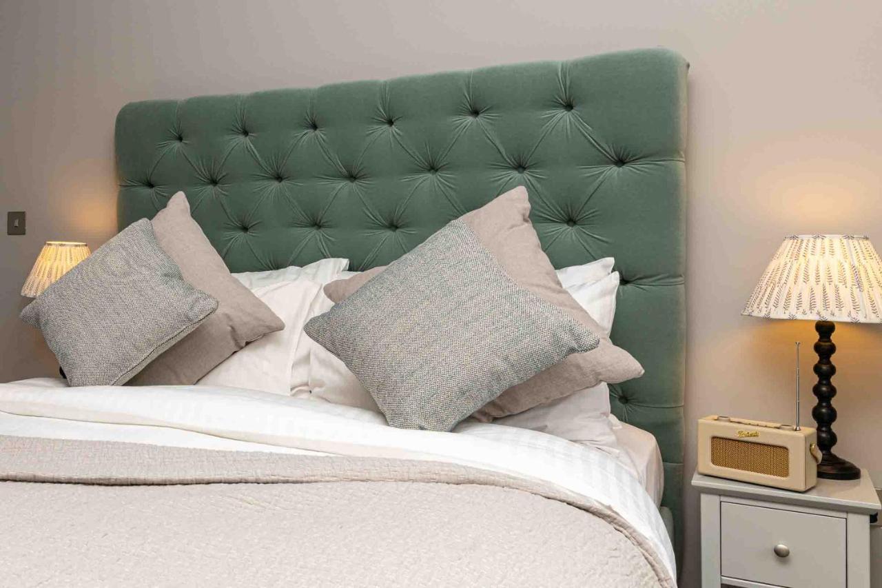 Beautiful Modern 1 Bedroom Apartment, City Centre Bath Exteriör bild